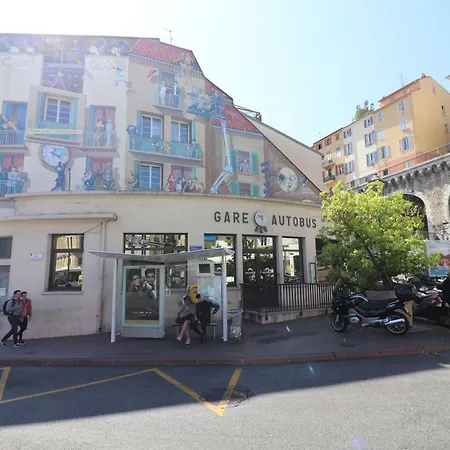 Cannes Conseil Immo, Vieux Port area, duplex, 3 Chambres, balcon, -Cast- Appartement